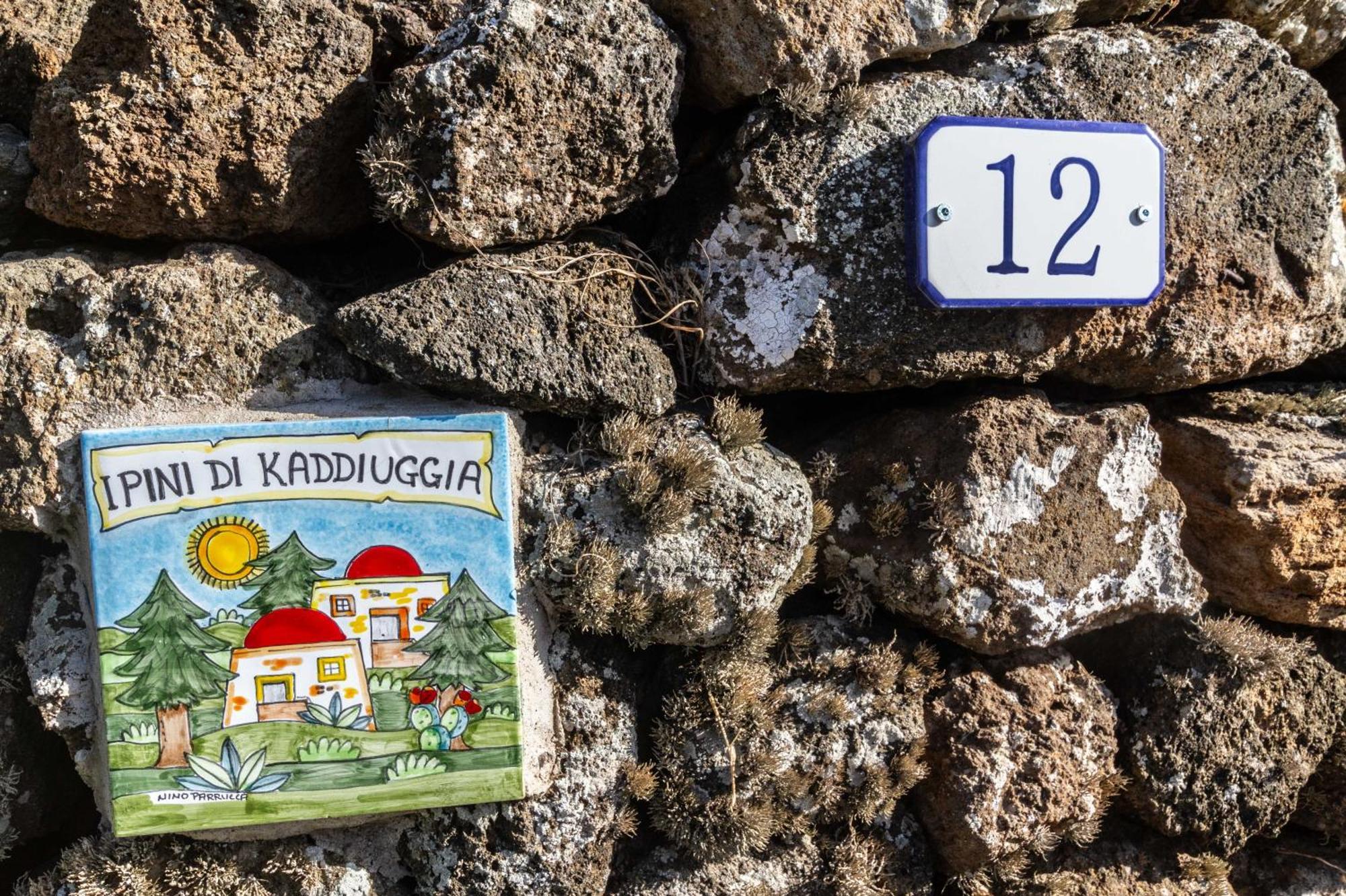Dammuso I Pini Di Kaddiuggia Villa Campobello Luaran gambar